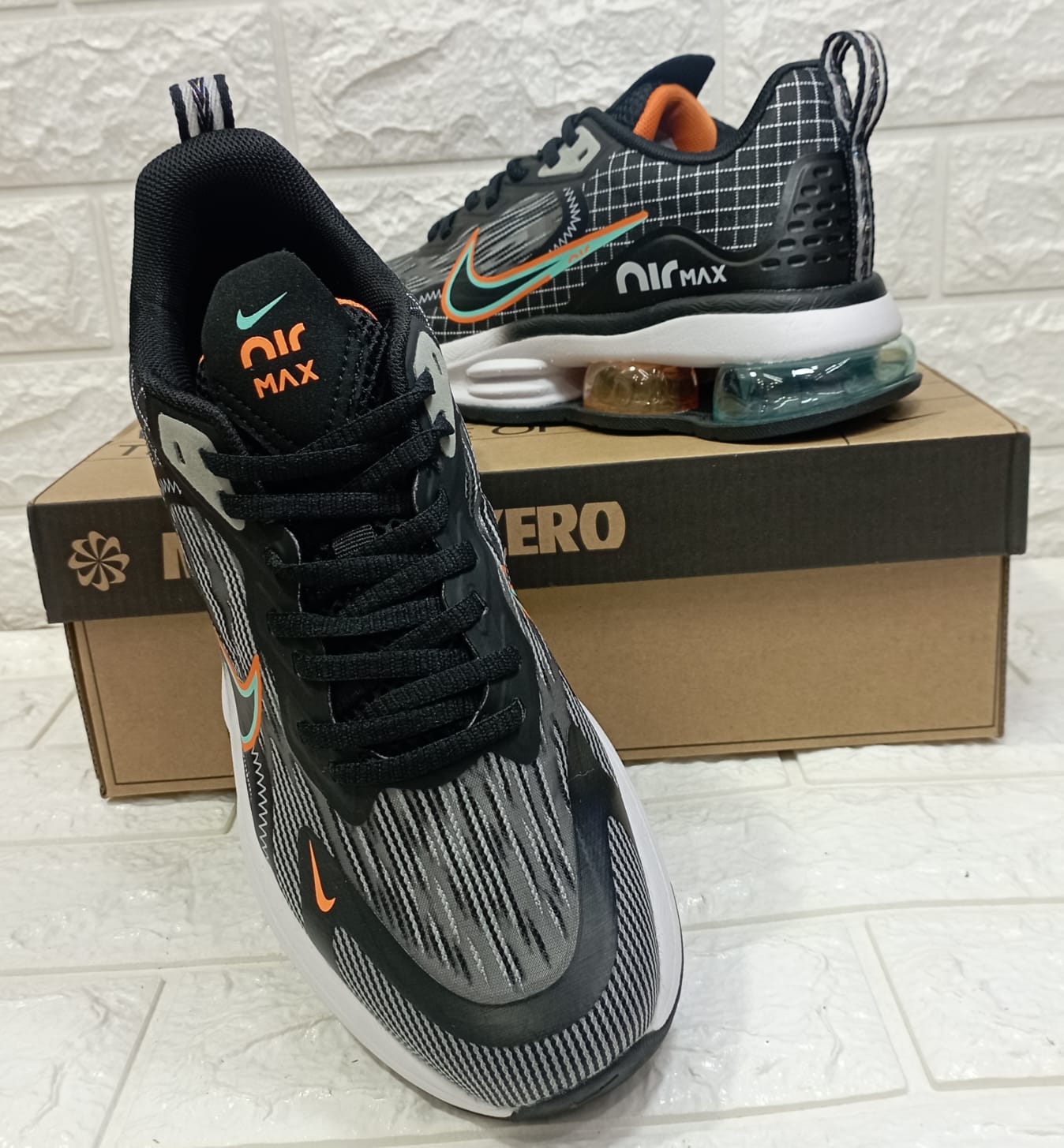 NIKE AIRMAX 23 (DOT PERFECT) – Mr Shoe